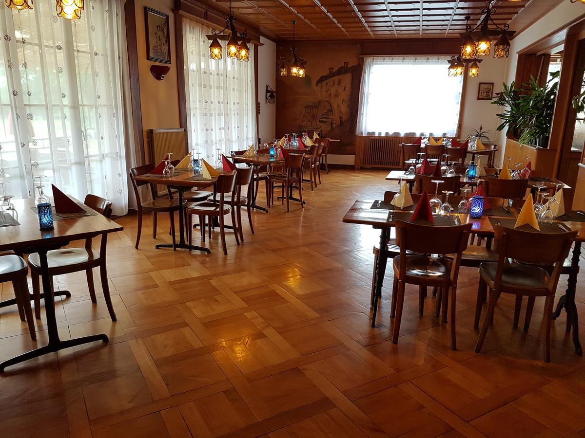 Hotel De La Gare, Vendlincourt מראה חיצוני תמונה