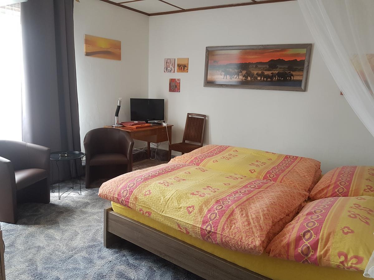 Hotel De La Gare, Vendlincourt מראה חיצוני תמונה